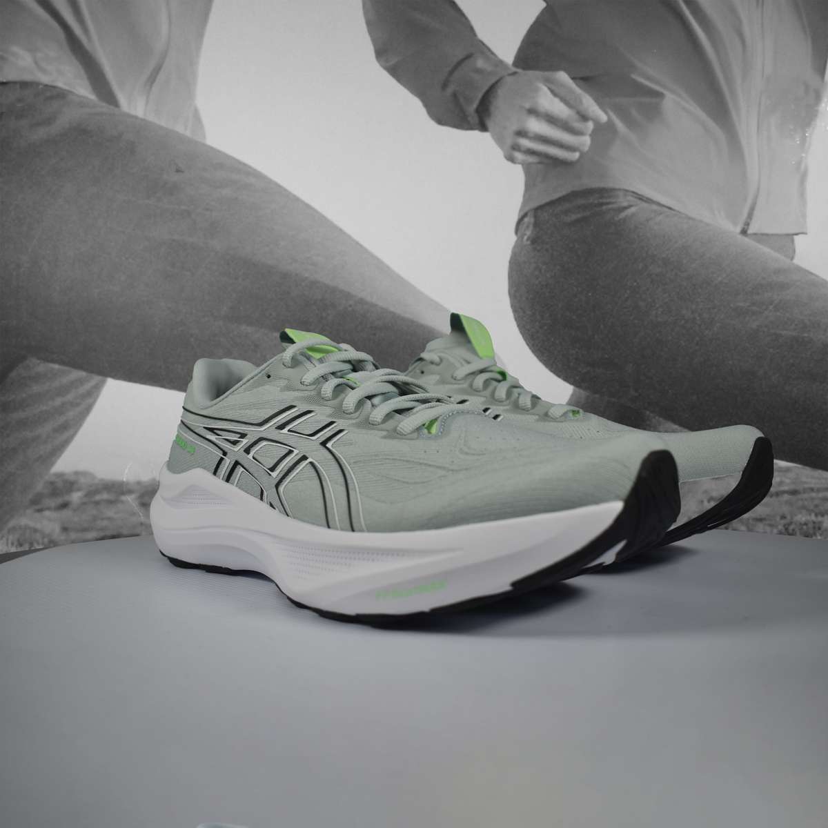 Asics GT-2000 14 Mens Road Running Shoes  Cold Moss/Black