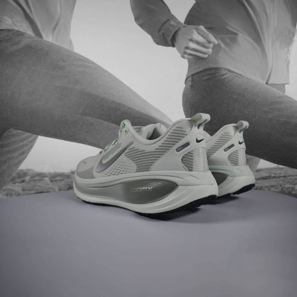 Nike Vomero 18 Womens Running Shoes