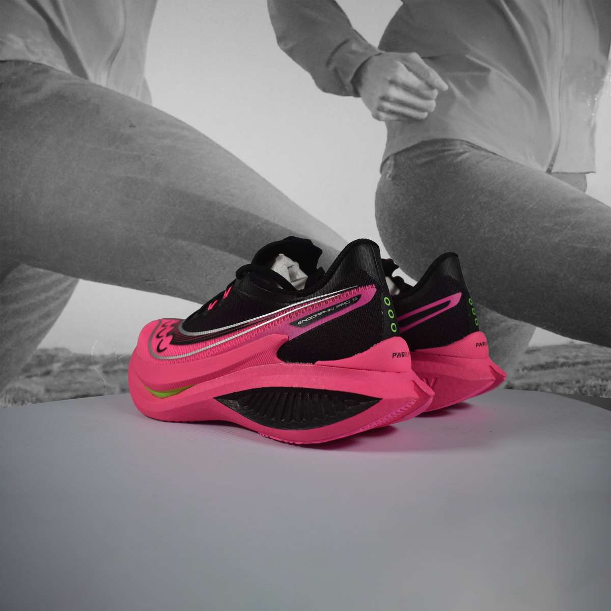 Saucony Endorphin Pro 5 Womens Running Shoes  Black/Shock