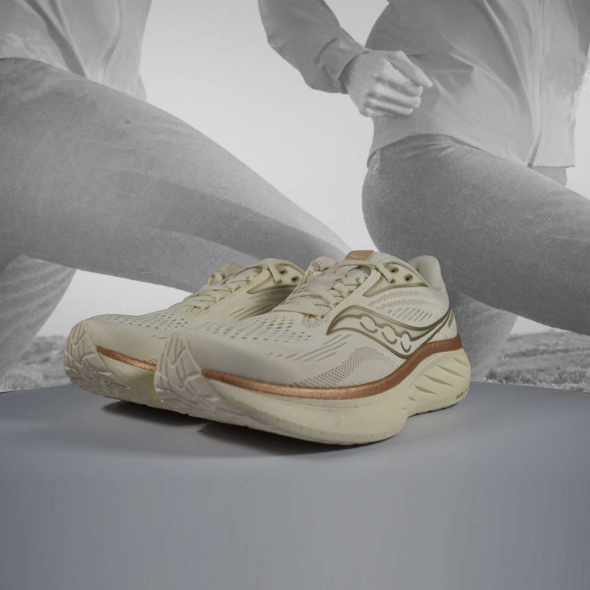 Saucony Ride 18 Women's Neutral Running Shoes