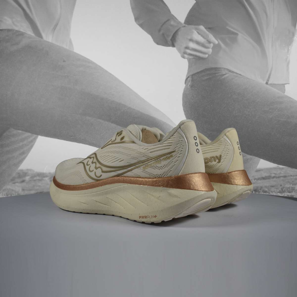 Saucony Ride 18 Women's Neutral Running Shoes