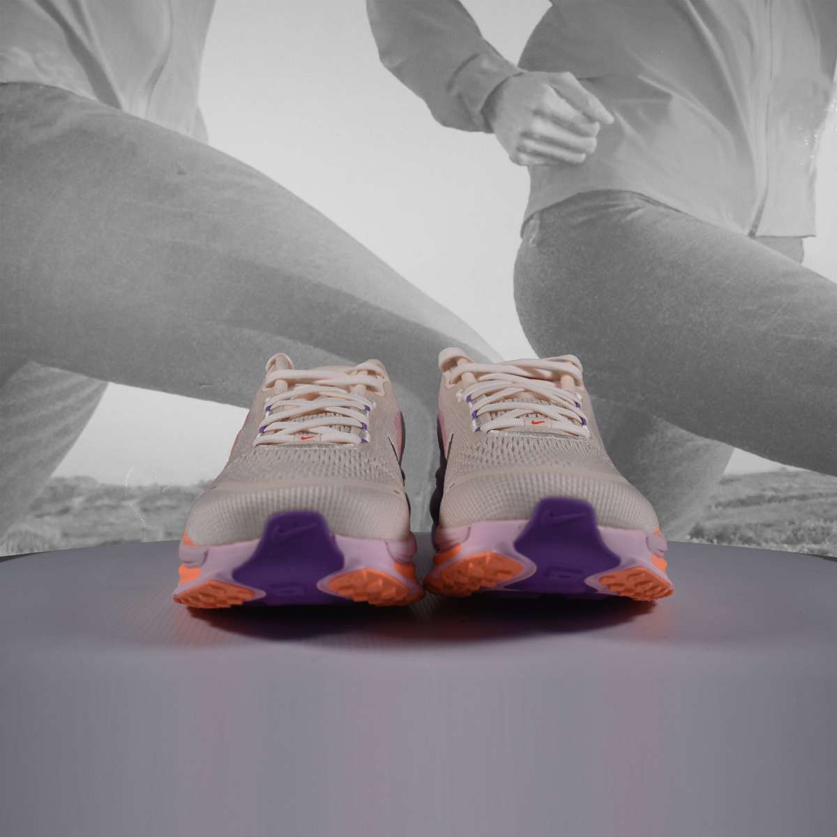 Nike Vomero 18 Womens Road Running Shoes