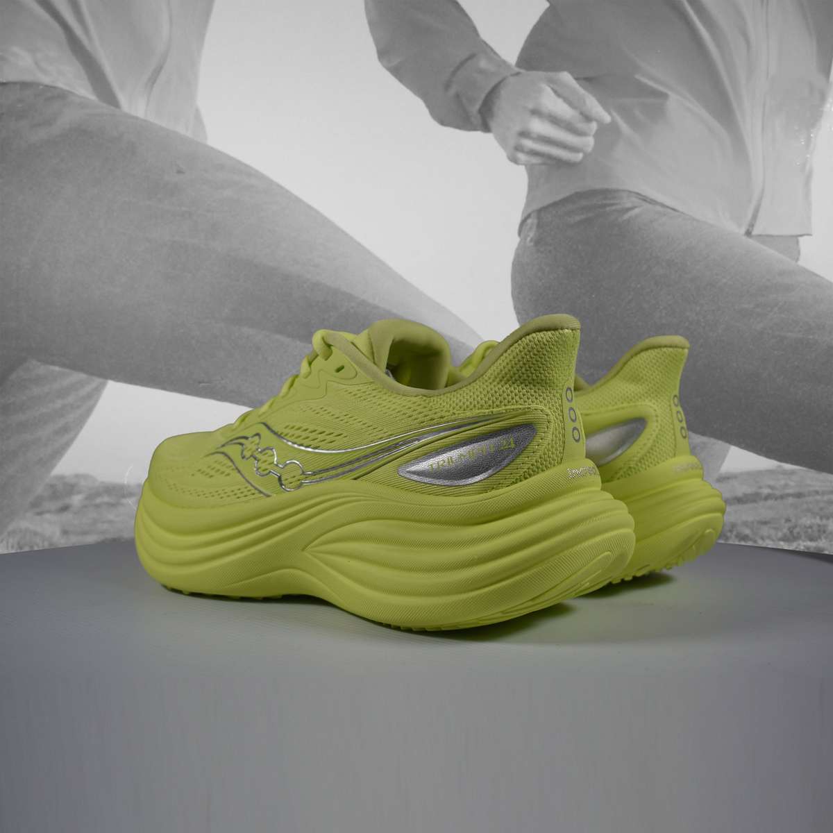 Saucony Triumph 24 Women's Neutral Running Shoes