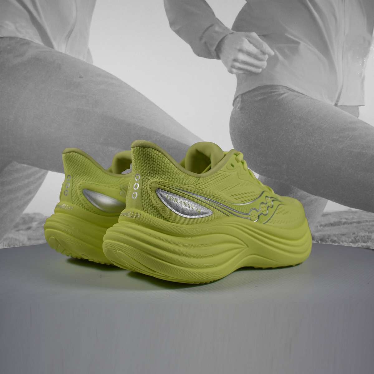 Saucony Triumph 24 Women's Neutral Running Shoes