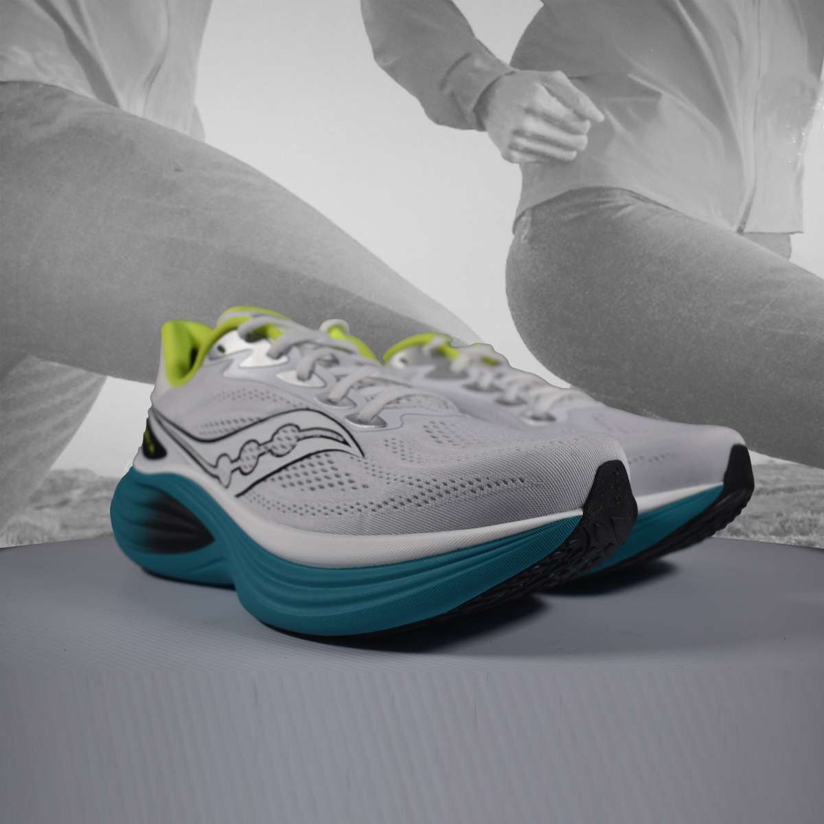 Saucony Triumph 24 Men's Neutral Running Shoes