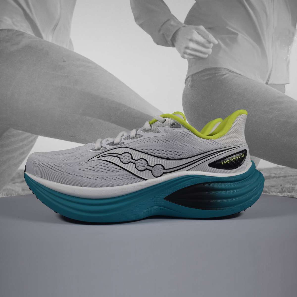 Saucony Triumph 24 Men's Neutral Running Shoes