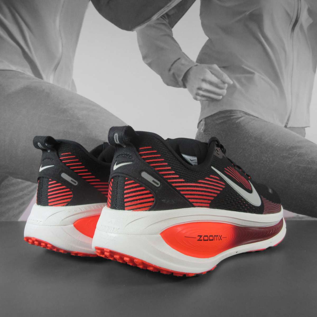 Nike Vomero 18 Mens Running Shoes