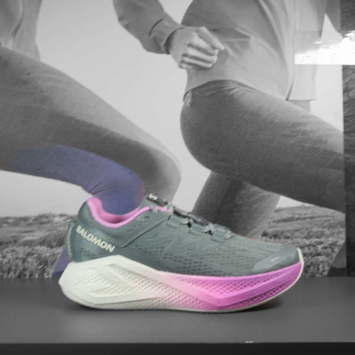 Salomon Aero Glide 3 Womens Running Shoes