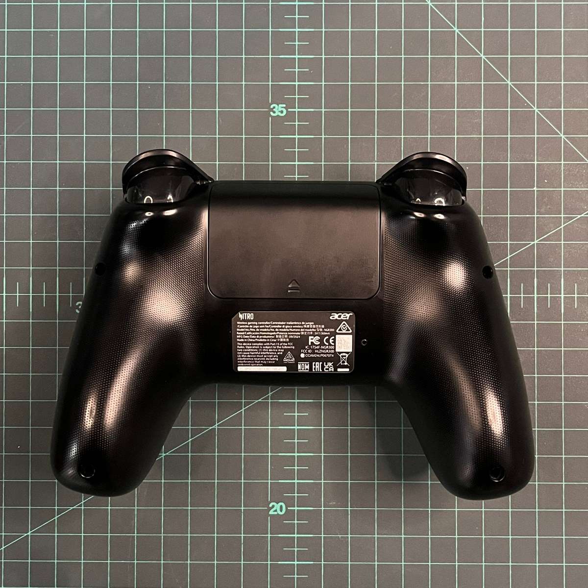 Acer Nitro Wireless Gaming Controller NGR300