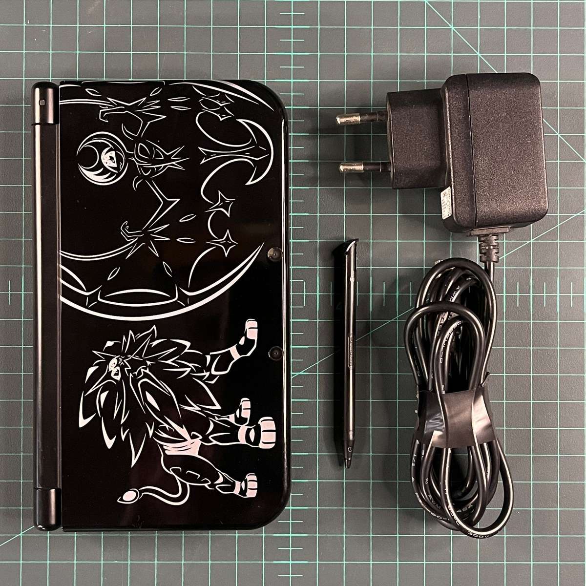 New Nintendo 3DS XL Solgaleo Lunala Black Edition | 3DS XL | Used Handheld Console