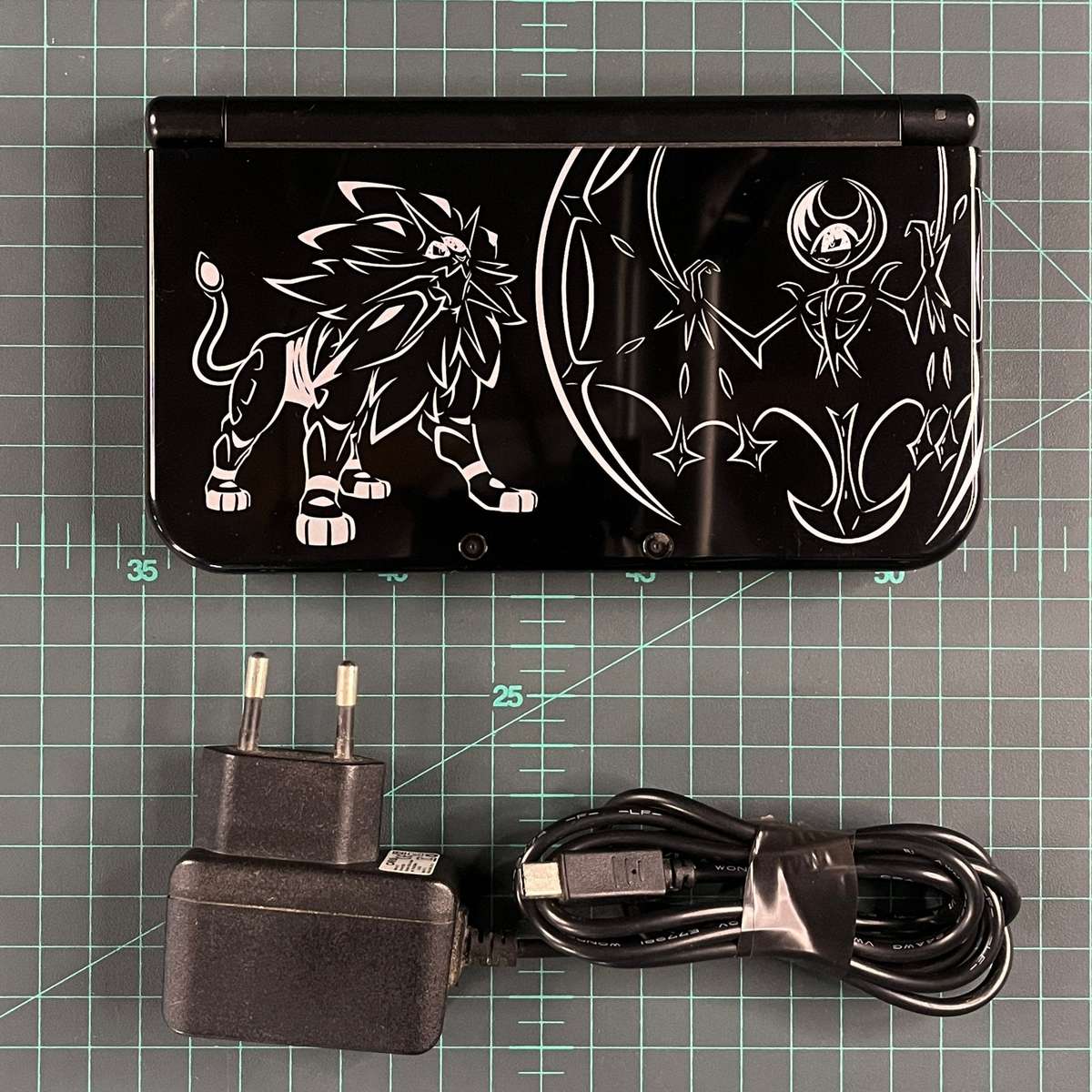 New Nintendo 3DS XL Solgaleo Lunala Black Edition | 3DS XL | Used Handheld Console