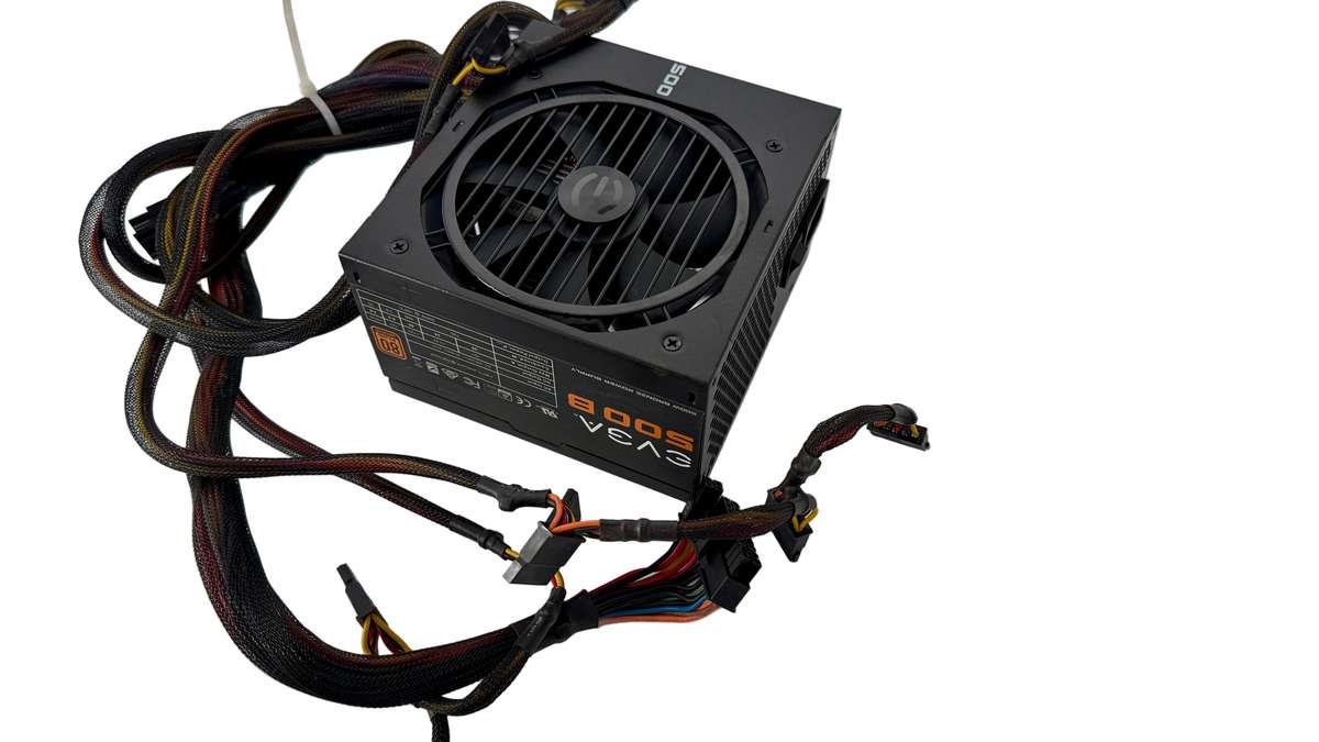 EVGA 100-B1-0500-KR 500B 500W 80 Plus Bronze Certified Desktop Power Supply