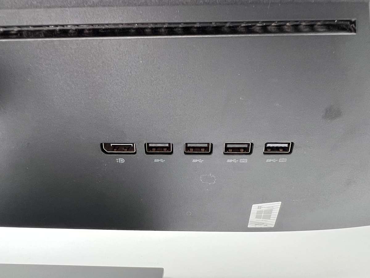 HP ProOne Touch Screen 600 G6 22 All-in-One PC