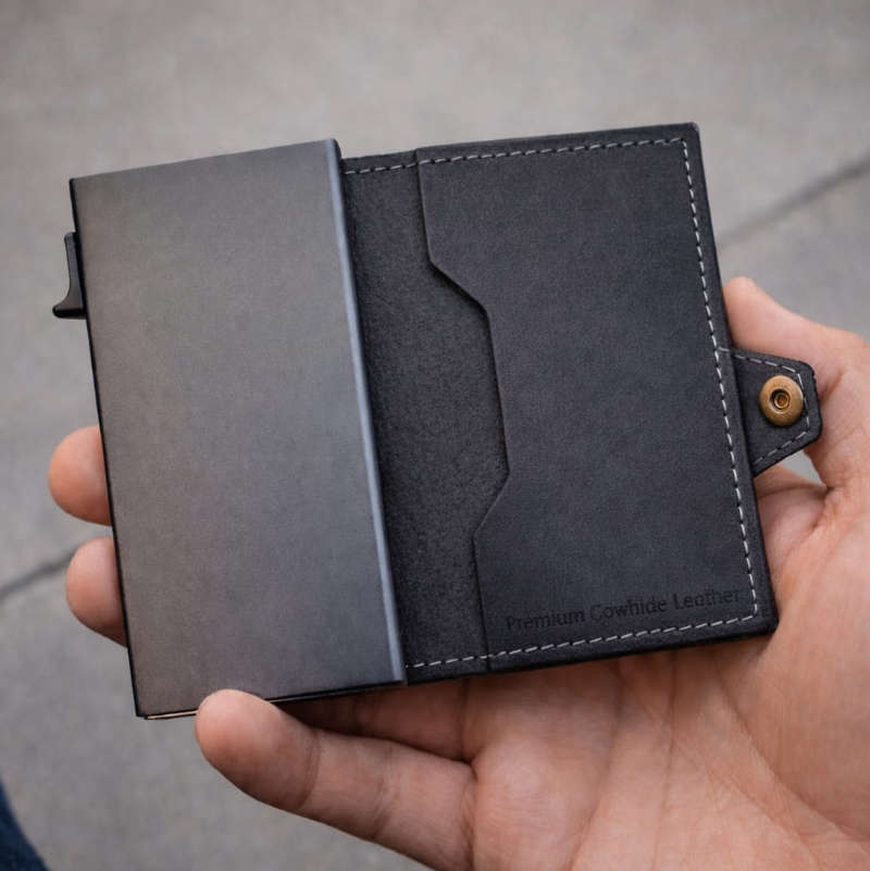 Reptronic Hammer&Hide Genuine Saddle Leather Pop-up Wallet