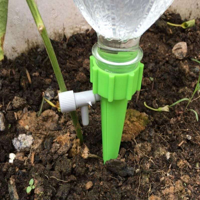Self-Watering Garden or Potplant Spikes -10 Pack