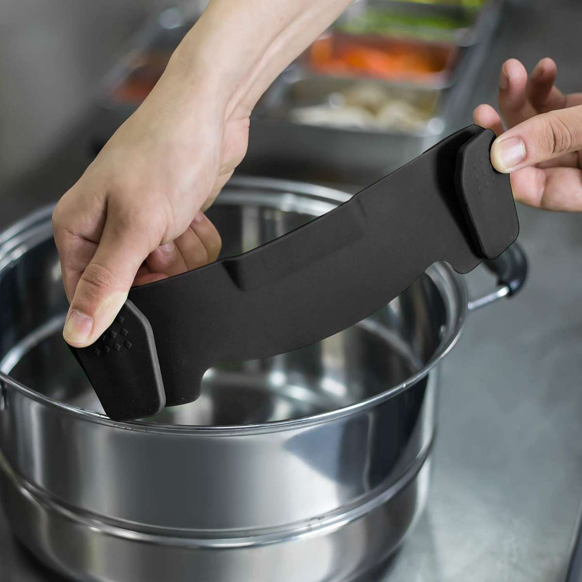 Snap N Strain Pot Strainer