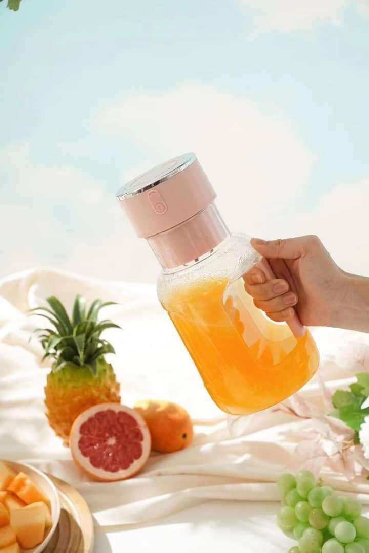On The Go Blender and Drinking Bottle/Pink