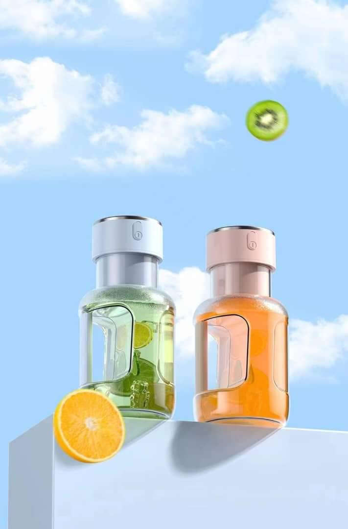 On The Go Blender and Drinking Bottle/Pink
