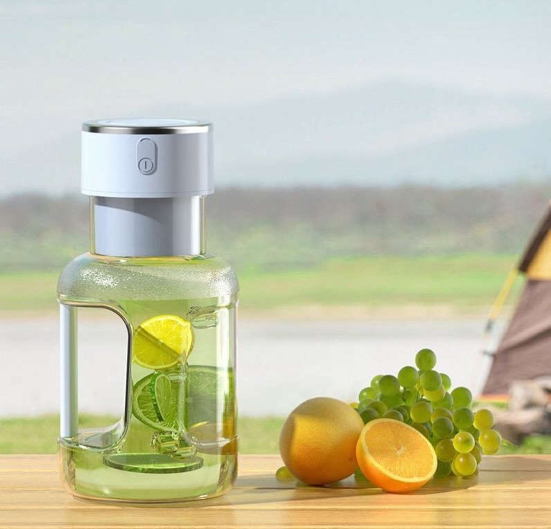 On The Go Blender and Drinking Bottle/Pink
