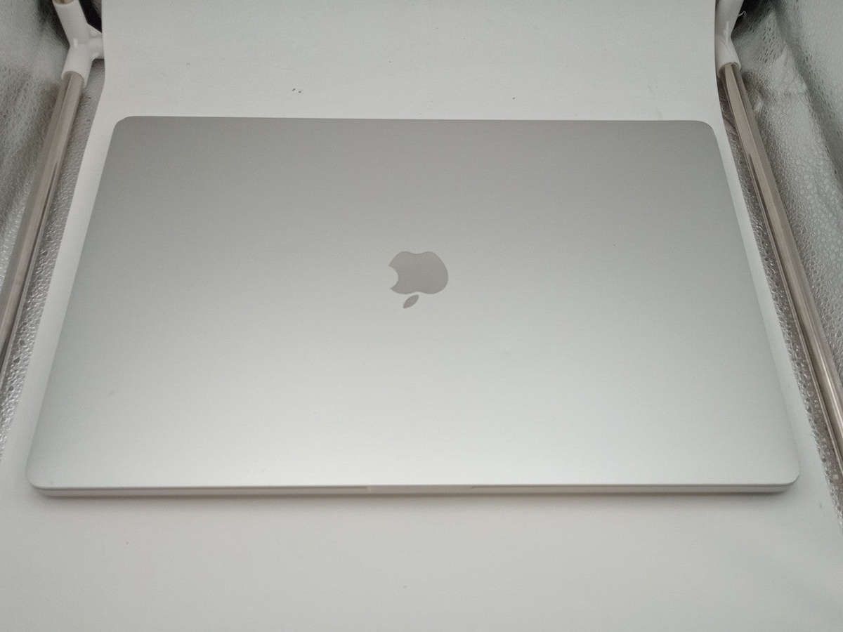 Apple MacBook Pro 16-inch, A2141 Late 2019 i7 6-Core
