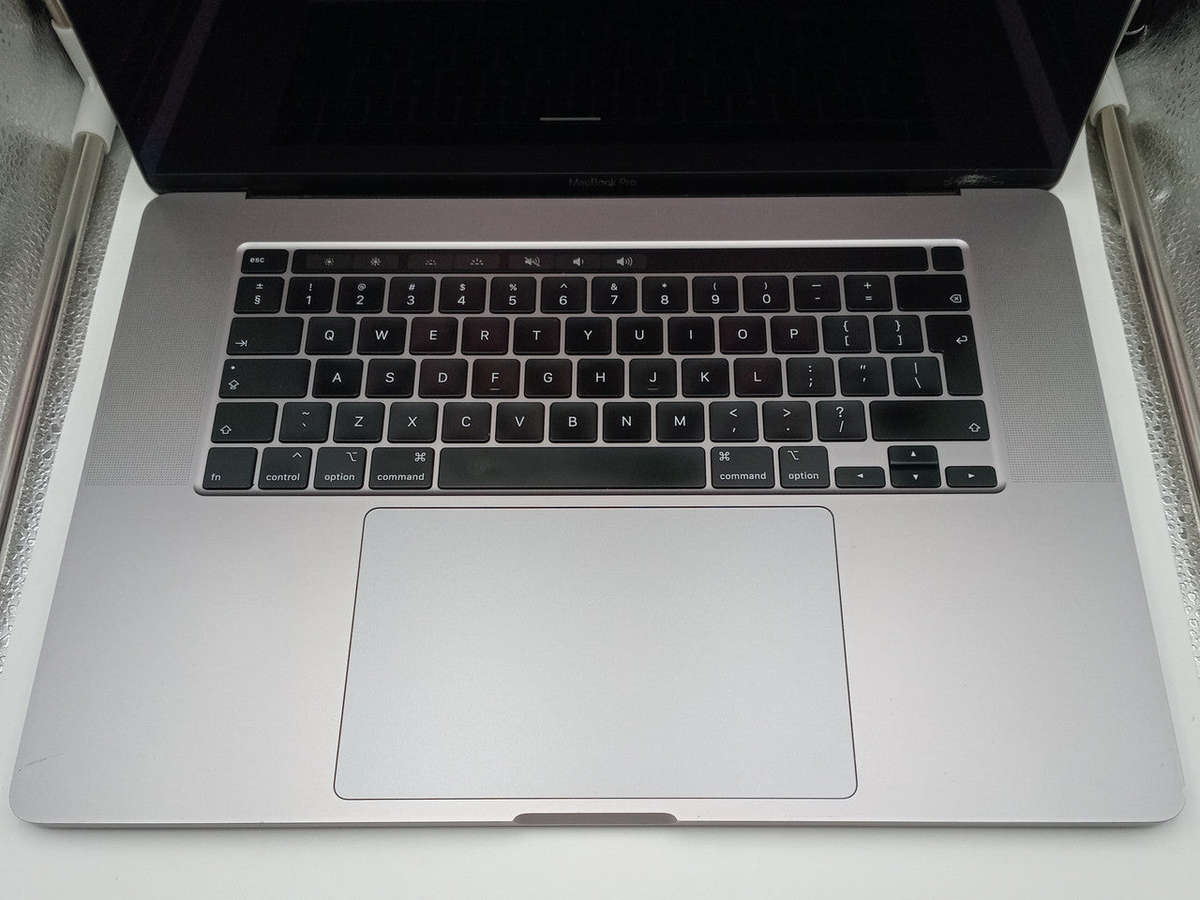 Apple MacBook Pro 16-inch, A2141 Late 2019 i7 6-Core