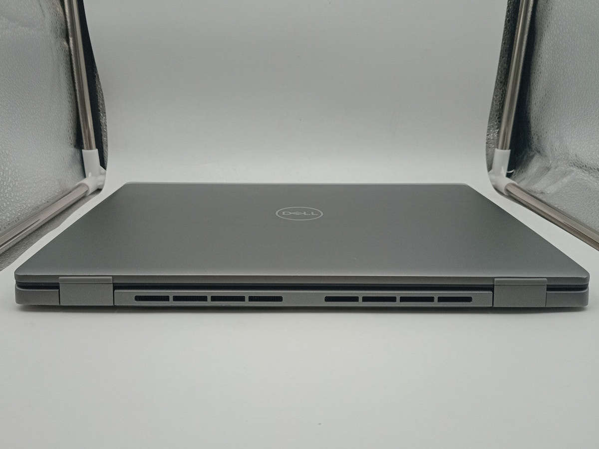 Dell Latitude 7440 i5 13th Gen 14" Laptop - Gold Choice