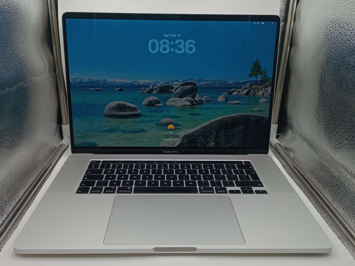 Apple MacBook Pro 16-inch, A2141 Late 2019 i7 6-Core