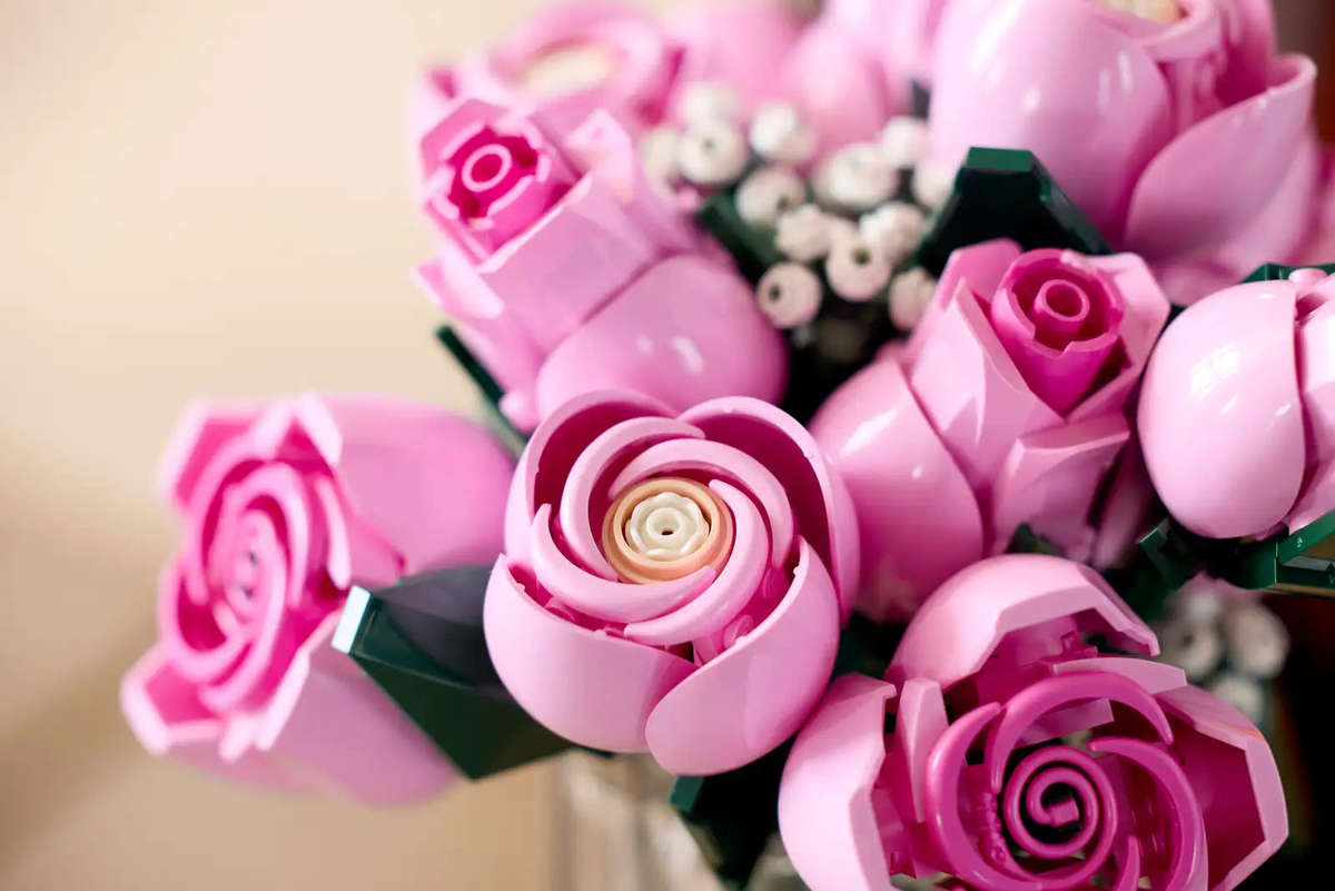 LEGO® Botanicals Bouquet of Pink Roses (10374)