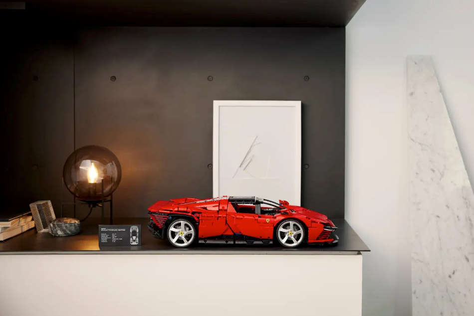 LEGO  42143 Technic Ferrari Daytona SP3