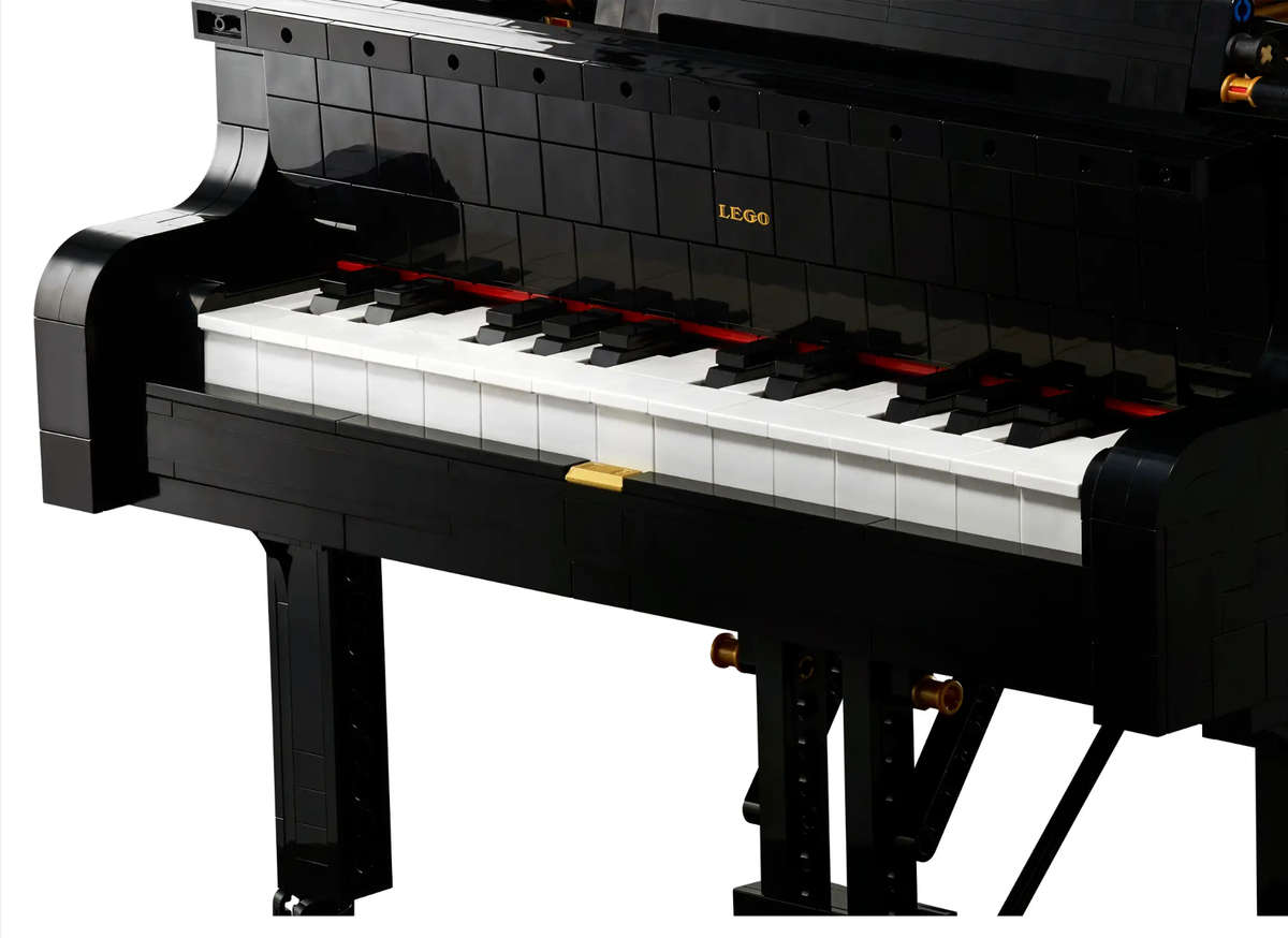 LEGO® Ideas 21323 Grand Piano model kit