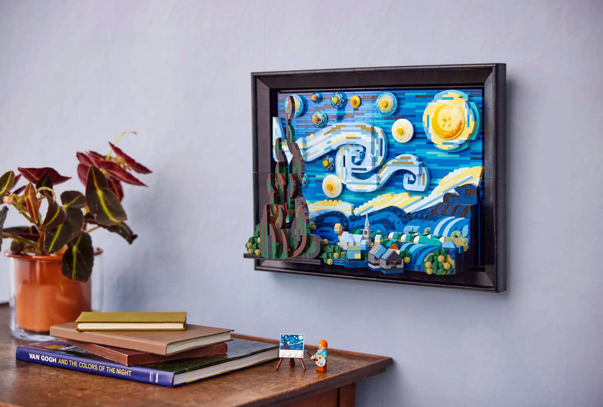 LEGO Ideas 21333 The Starry Night (Vincent van Gogh) (Hard to find set)