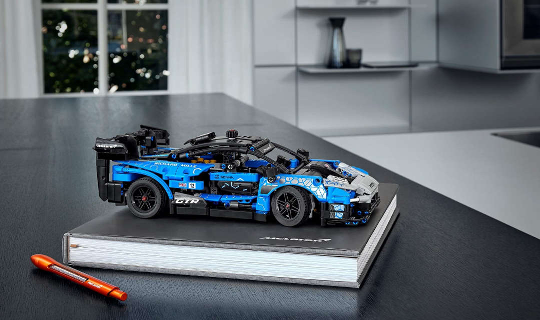 LEGO® Technic 42123 McLaren Senna GTR