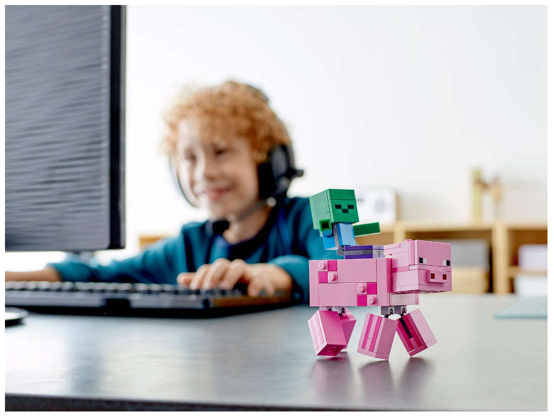 LEGO Minecraft 21157 BigFig Pig with Baby Zombie