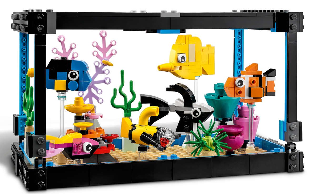 LEGO Creator 3-in-1 31122 Fish Tank