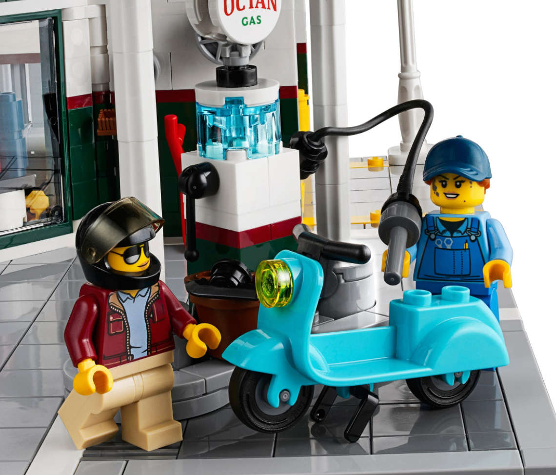 LEGO Creator Expert 10264 Corner Garage