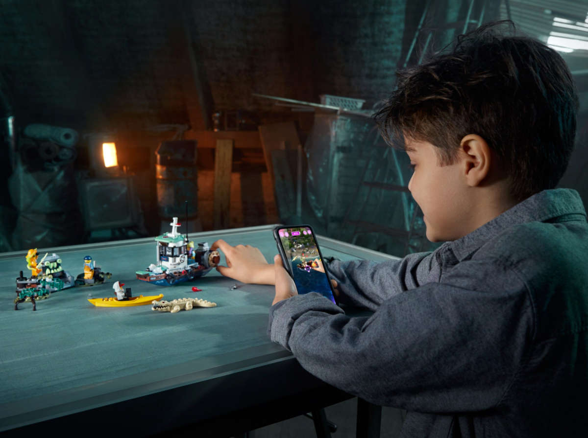 LEGO Hidden Side 70419 Wrecked Shrimp Boat