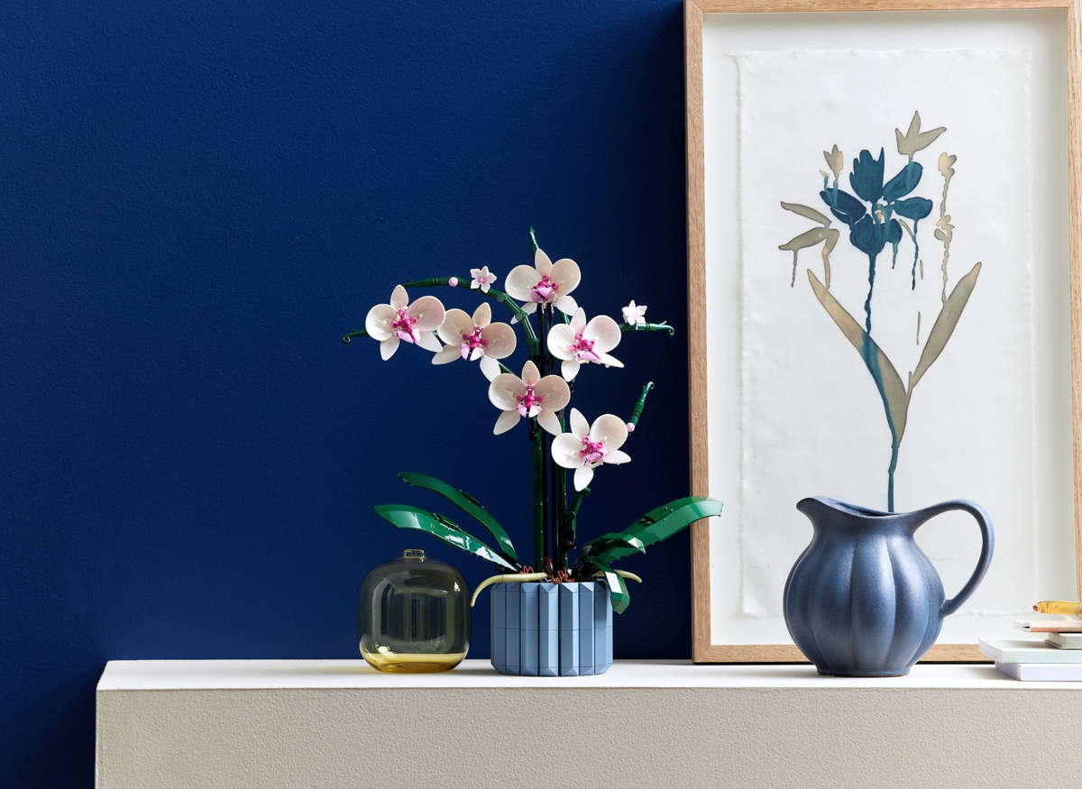 LEGO Icons 10311 Orchid