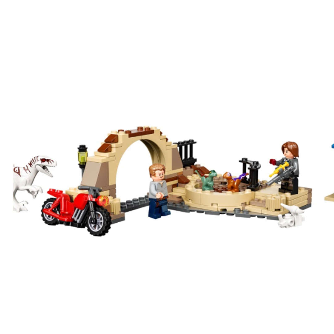 76945 LEGO Jurassic World Dominion Atrociraptor Dinosaur Bike Chase