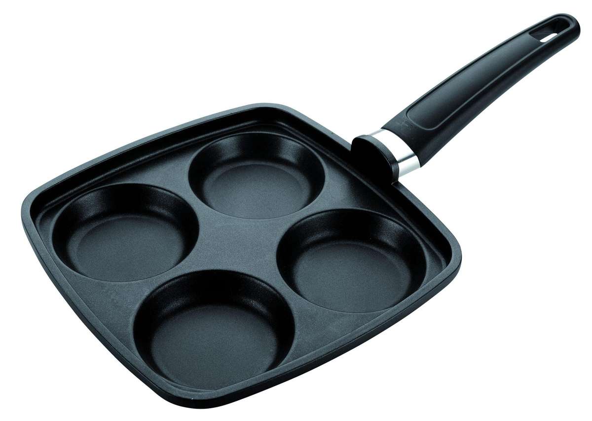 Frying Pan With 4 Dimples22x22