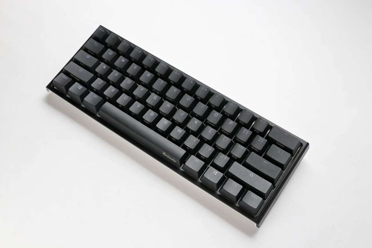 Rct PC Ducky Keyboard One 2 Pro 60% Mechanical Keyboard; RGB; Pbt Double Shot Keycaps Cherry Black .