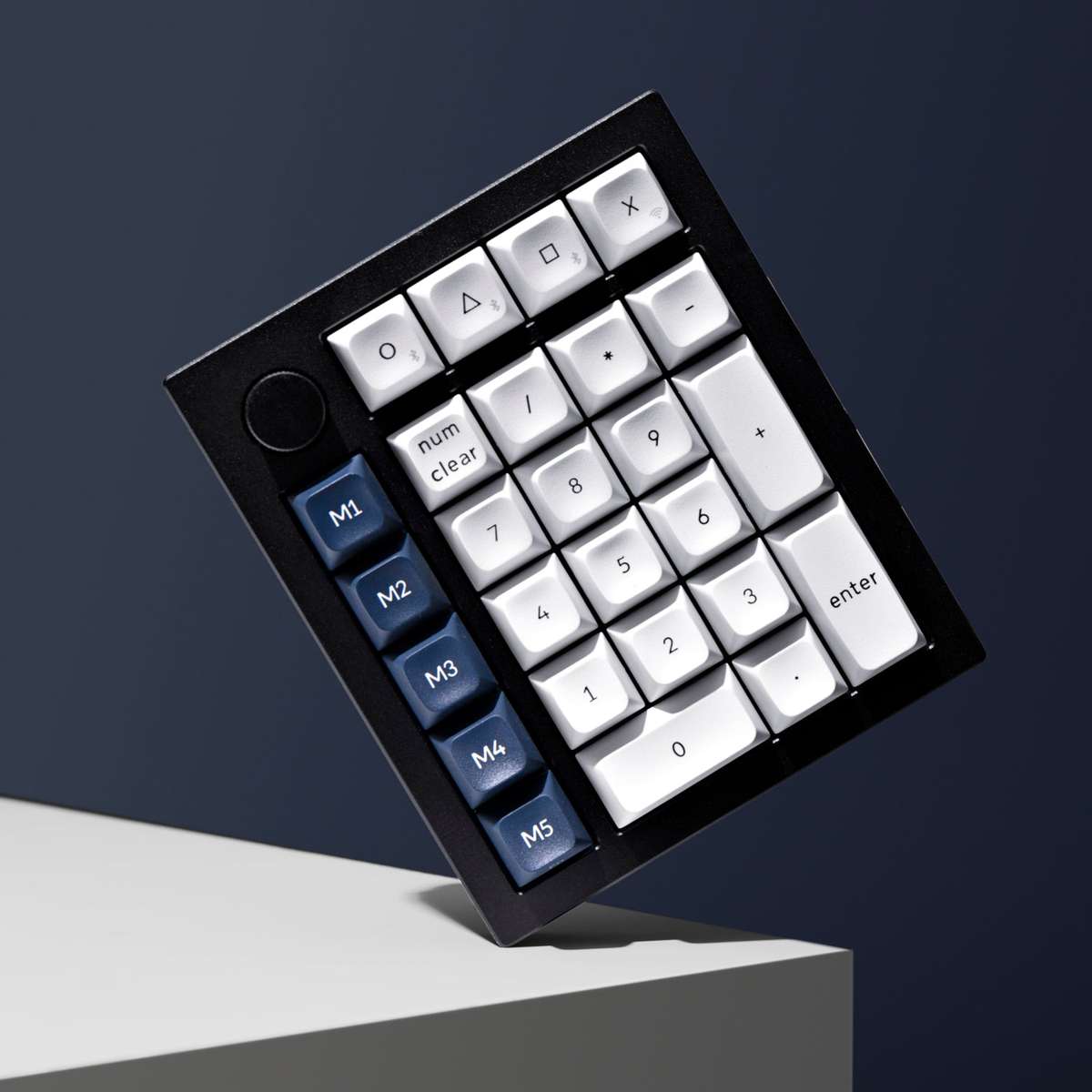 Keychron Q0 Max Qmk Gateron Jupiter Banana RGB Wireless Custom Number Pad Shell White