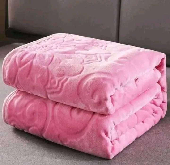 Warm Winter Blankets DBL With Hearts Prints