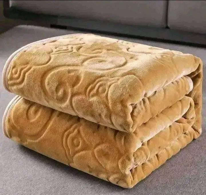 Warm Winter Blankets DBL With Hearts Prints