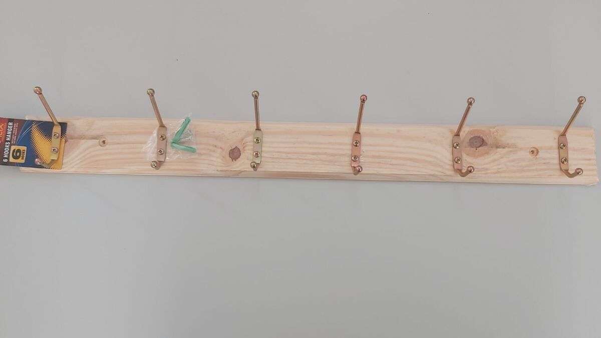 Strong Wooden Wall Coat Hangers Clothes Pine Wood Rack 6 Hooks
