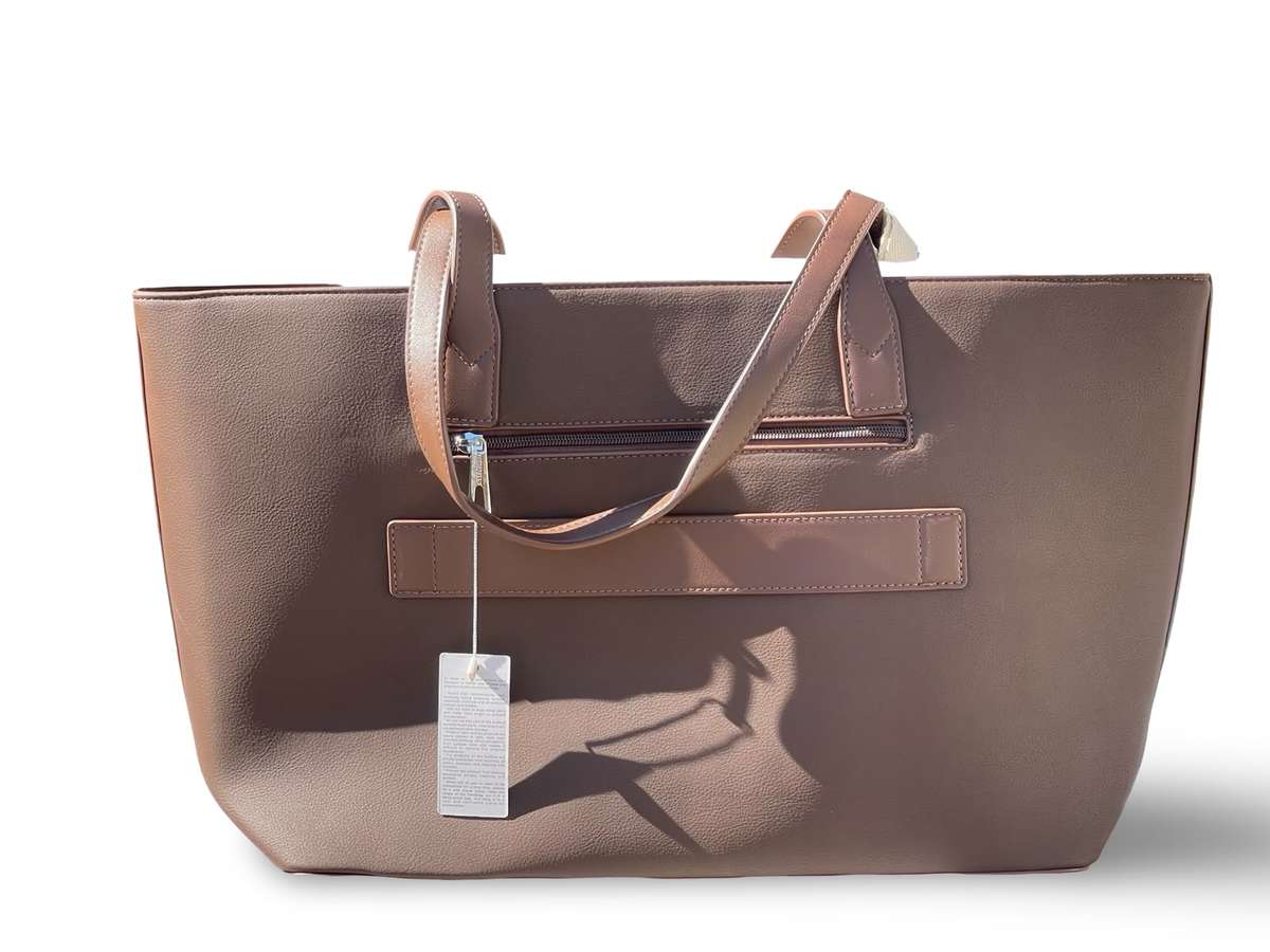 CHRISBELLA Elegant Faux Leather Tote Bag (Brown)
