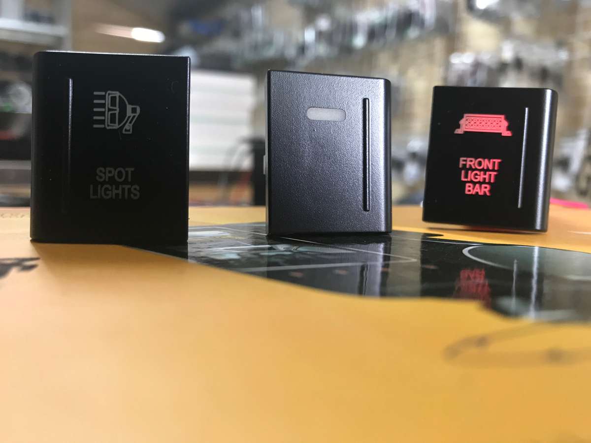 VW AMAROK FACTORY FITTING SWITCHES - Left Side-Passenger Side / SPOT