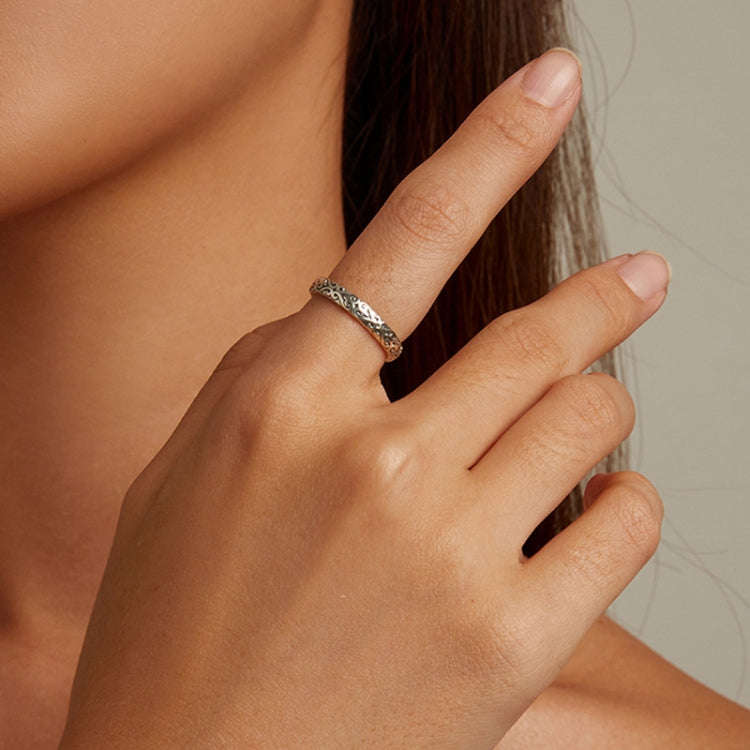 SCR776-10 Sterling Silver S925 Vintage Embossed Pattern Ring