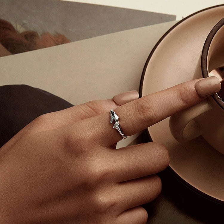 SCR1069 S925 Sterling Silver Plated With Platinum Hand-In-Hand Shape Ring(7)