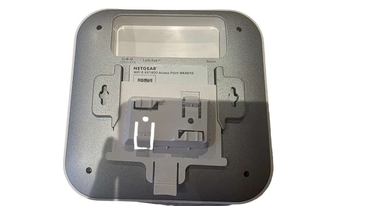 Netgear AX1800 Dual Band PoE WiFi 6 Access Point WAX610-100EUS - Used