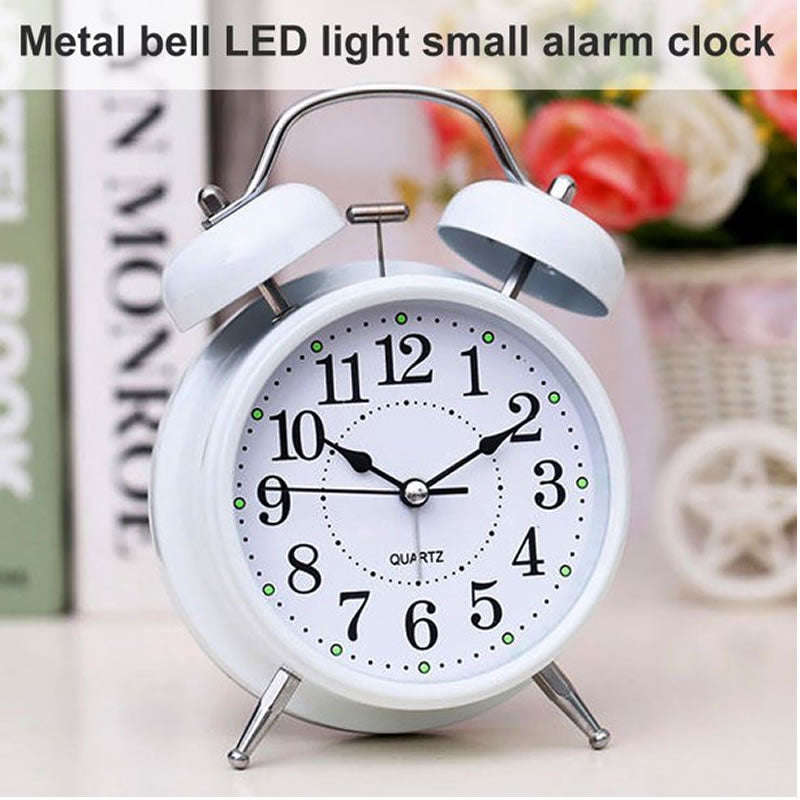 Metal Battery Powered Analogue Alarm Clock PJ-1150